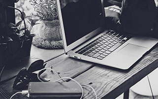 九游体育入口-穿越火线 Snake惊艳首秀 力克强敌晋级，cf可真是太厉害了