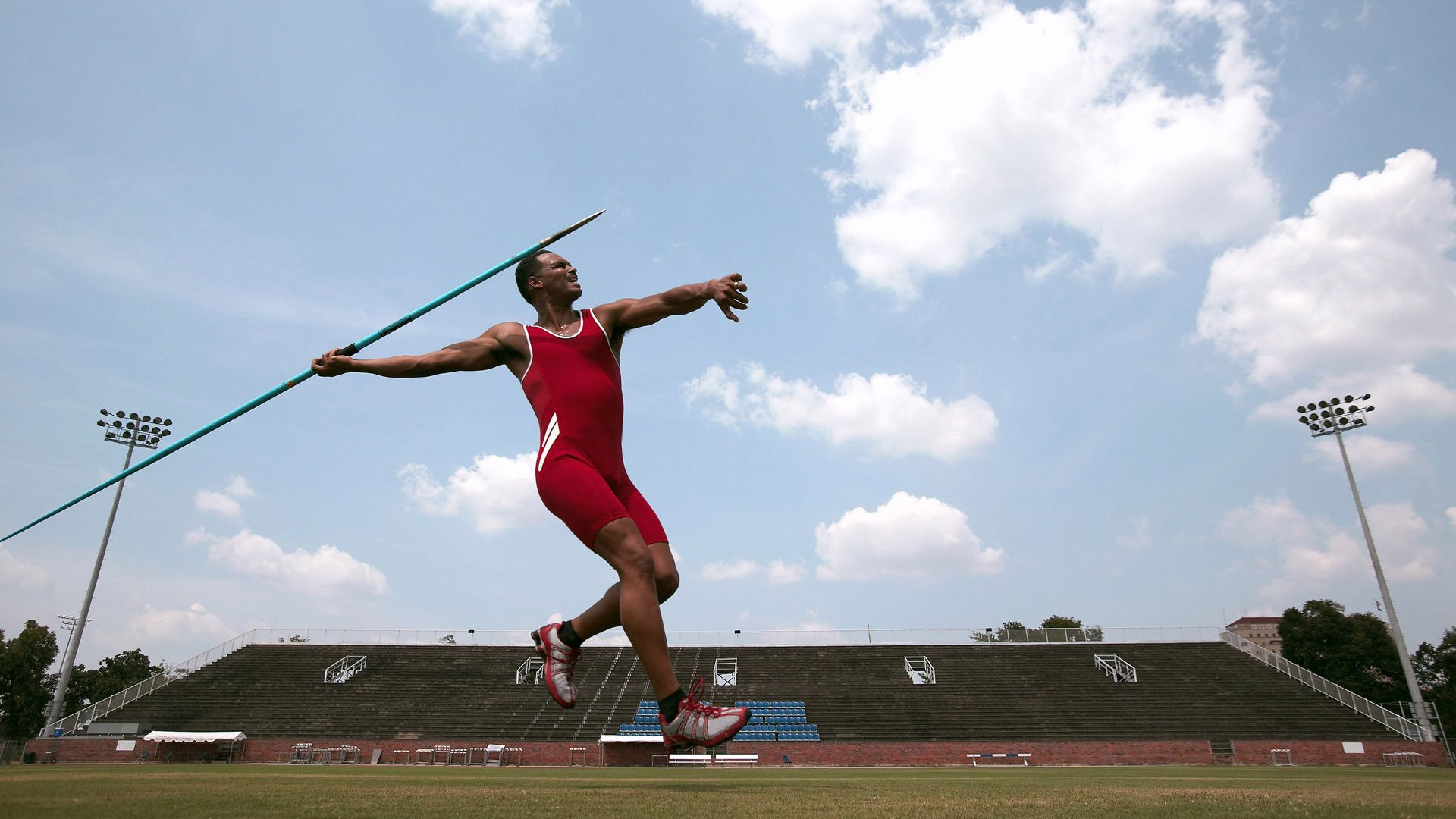“青训技术培训班吸引全国青少年踊跃报名”，青训课是什么意思
